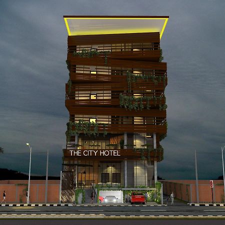 The City Hotel Ambon Esterno foto