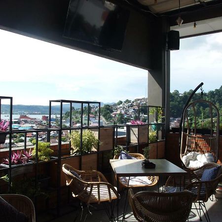 The City Hotel Ambon Esterno foto